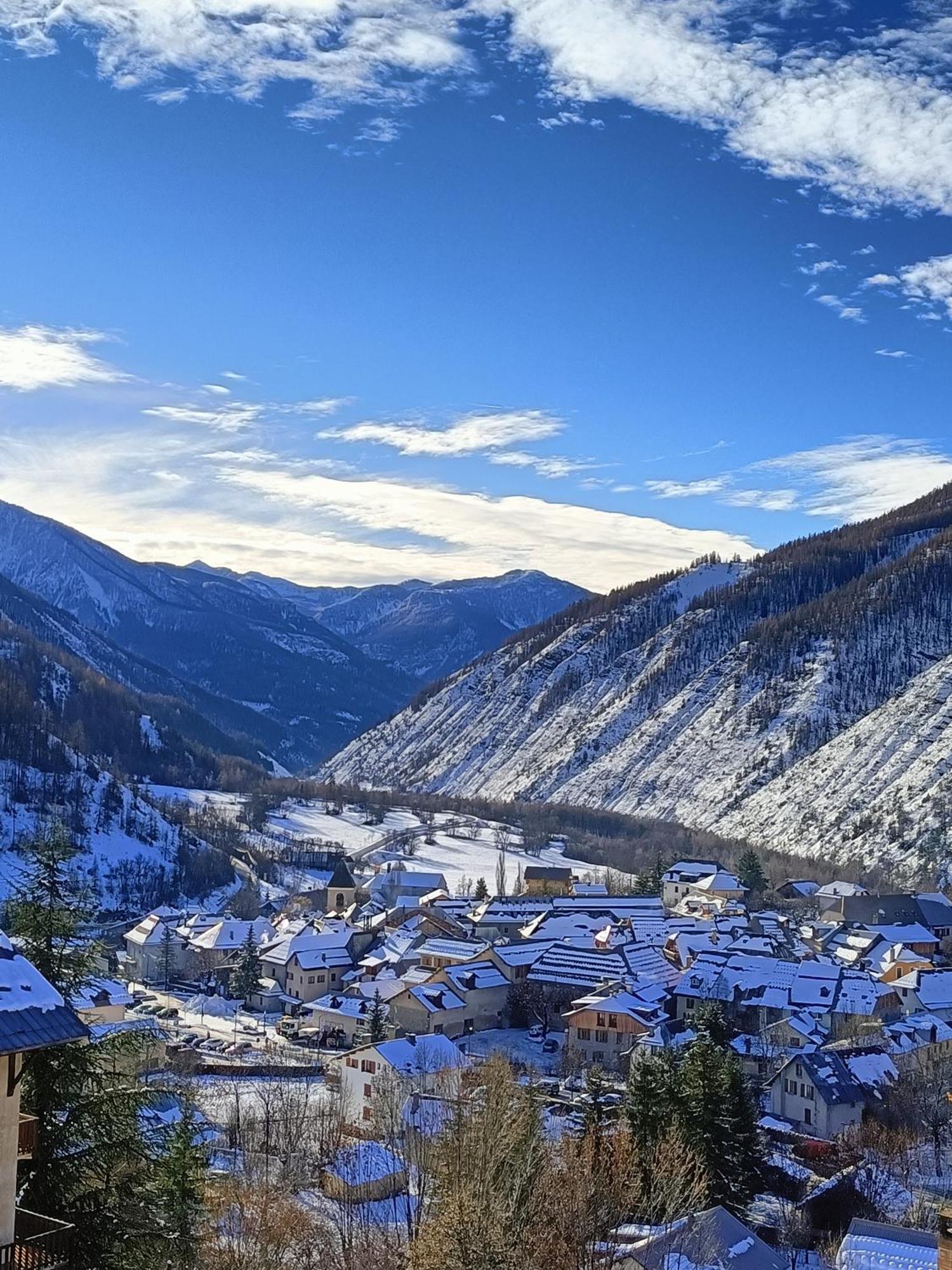 Hotel Plein Soleil Allos Exteriér fotografie